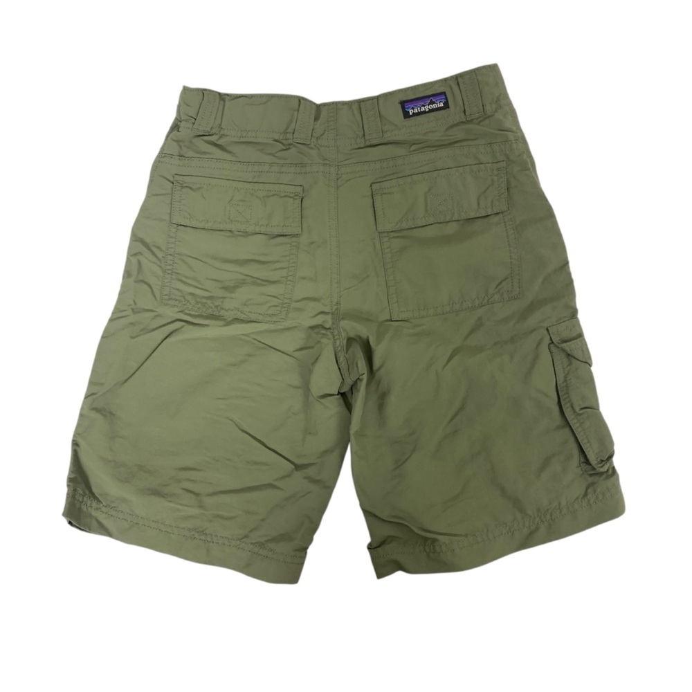 Patagonia kids cargo shorts size large outdoors